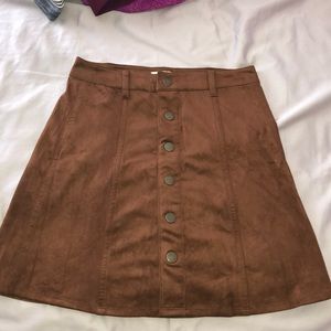 brown skirt